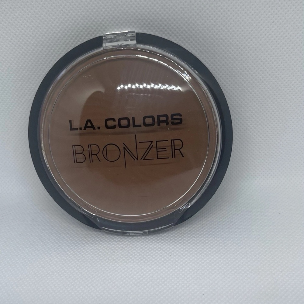 L.A. Colors Bronzer - Warm Brown
